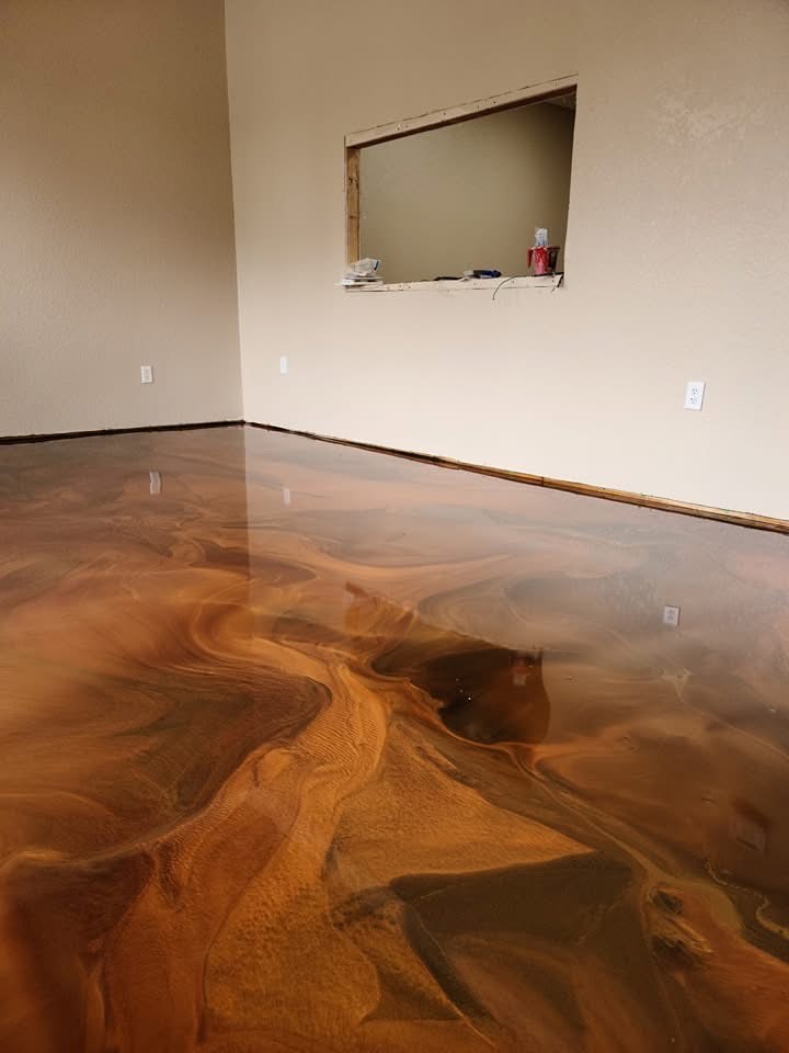 Metallic epoxy floor