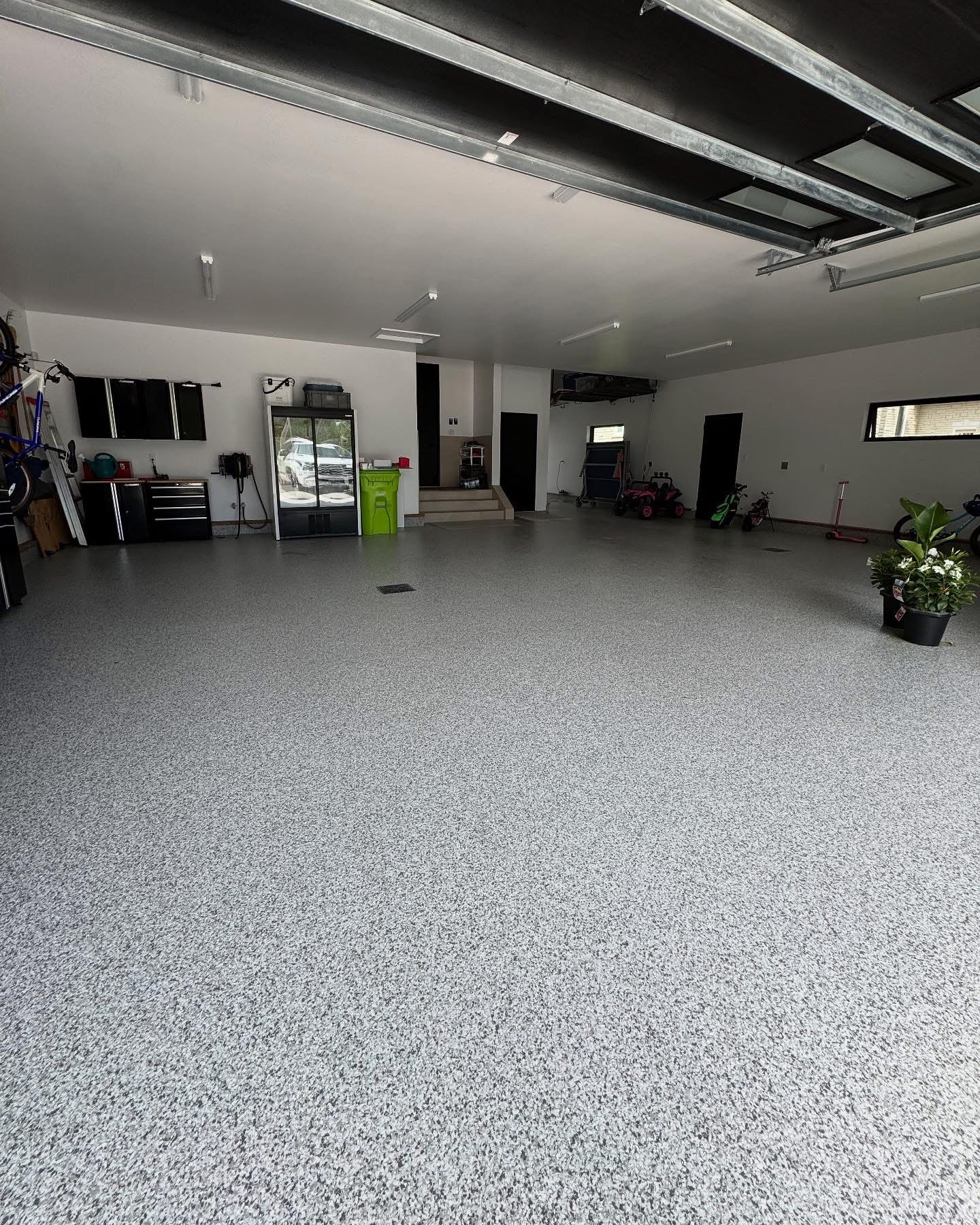 Epoxy garage floor installation